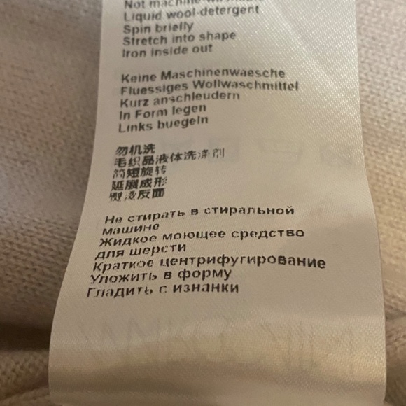 CASHMERE, MARCCAIN, beige shrug with silver coloured rhinestones - Picture 12 of 16